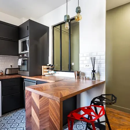 Lejlighed Bright & Modern 1-bedroom Apt, Sleeps 4 In *